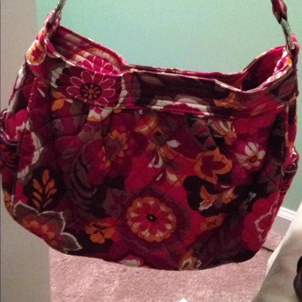 Beautiful Vera Bradley bag great cond. reversible